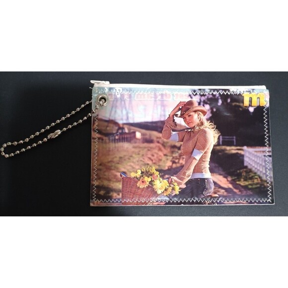 Purse - Picture 1 of 2